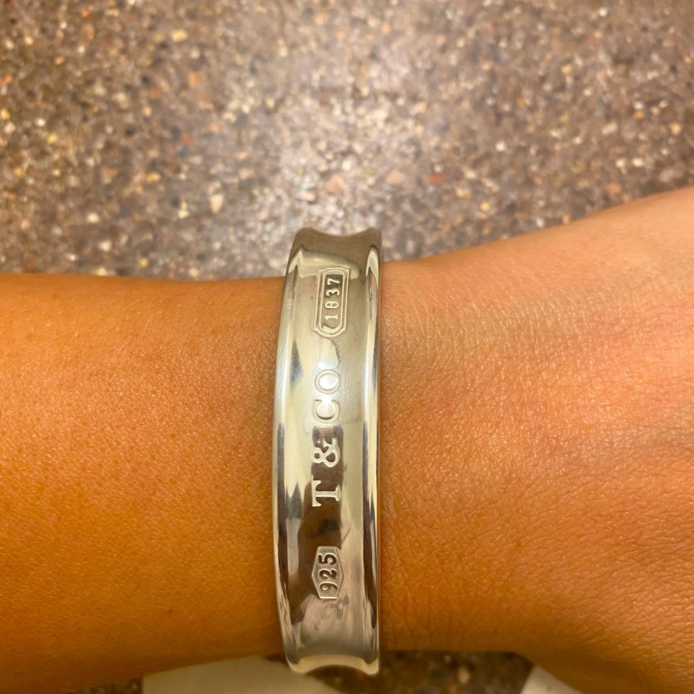Reproduction/Replica Tiffany and Company bracelet